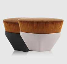 Load image into Gallery viewer, BeNat Foundation Brush