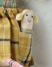 Load image into Gallery viewer, Mommy Doll with baby