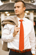 Load image into Gallery viewer, Men’s Neck Tie in Red