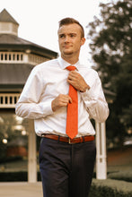 Load image into Gallery viewer, Men’s Neck Tie in Red