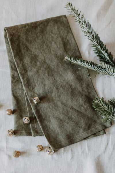 Linen Hand Towel in Olive Branch