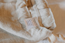 Load image into Gallery viewer, The Organic Bread Bag Set in Flax Linen
