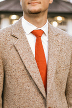 Load image into Gallery viewer, Men’s Neck Tie in Red
